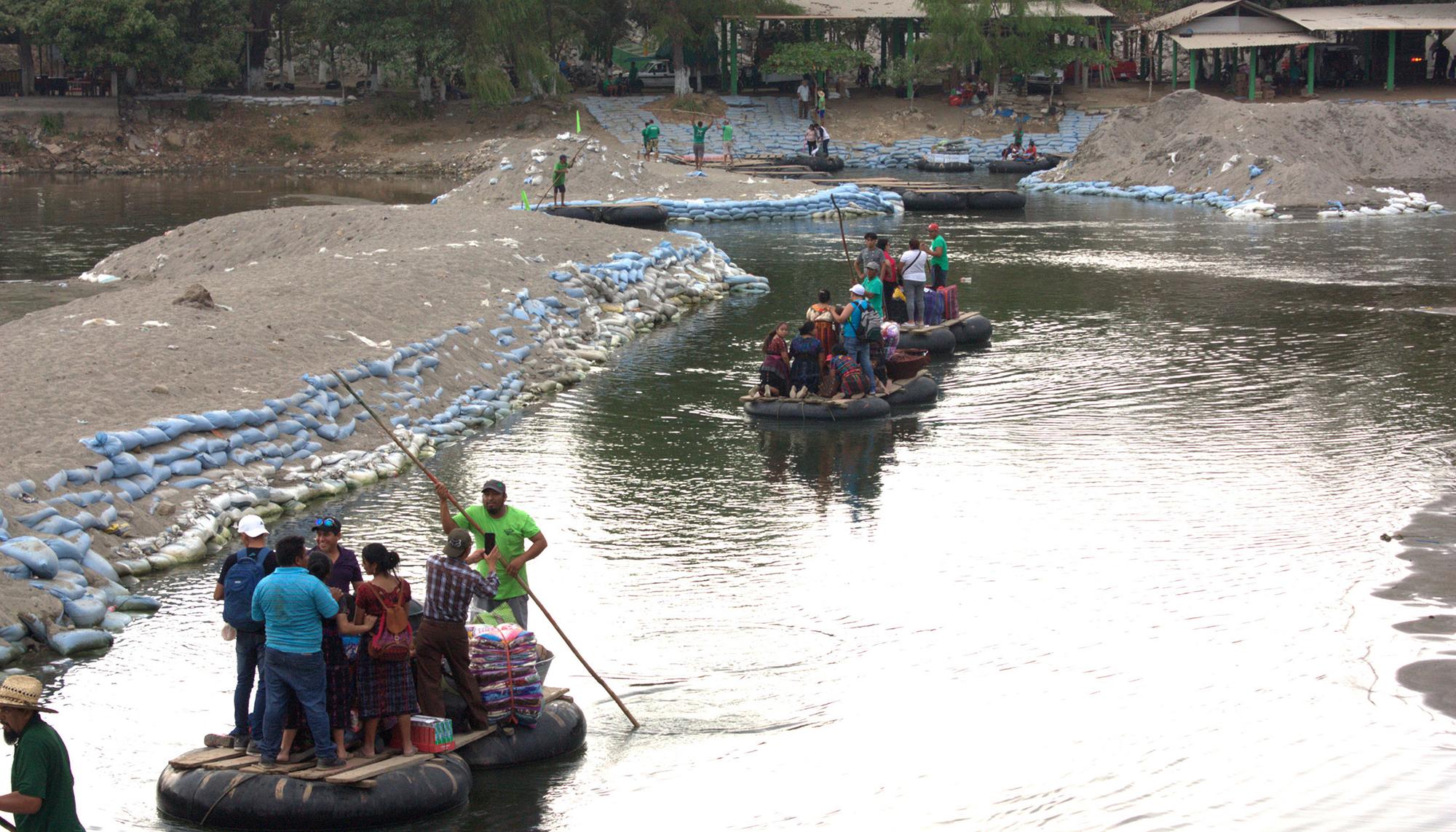 Migrantes frontera rio - 3